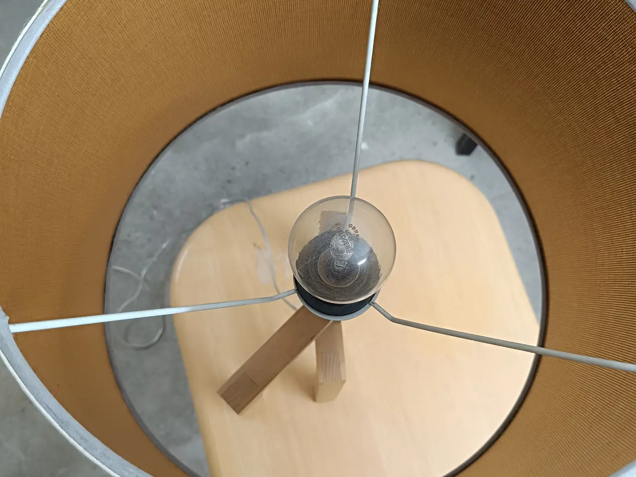 Billede 4 - Bordlampe Beliani Nalon