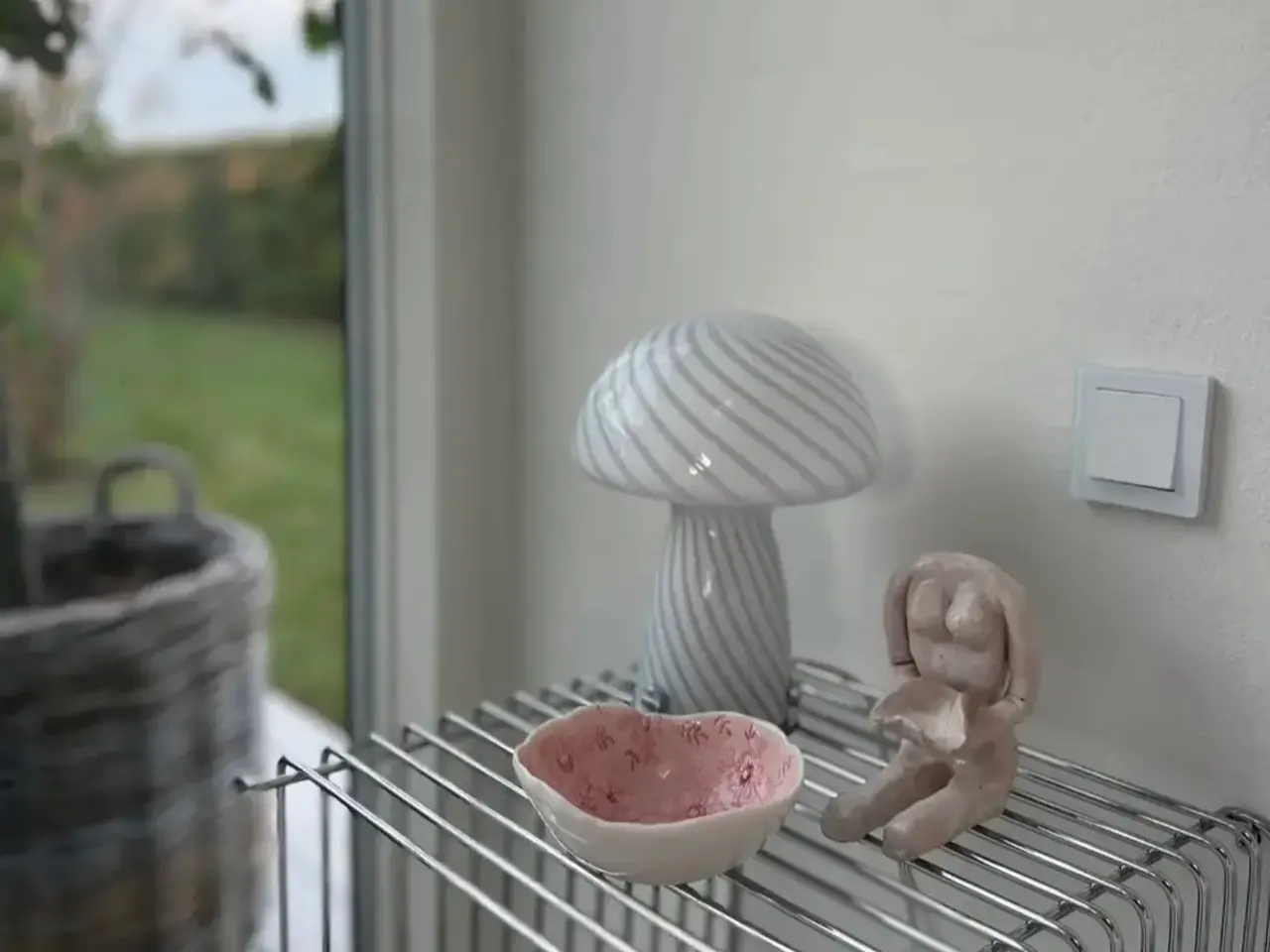 Billede 2 - "NEDSAT" Mushroom bordlampe - hvid