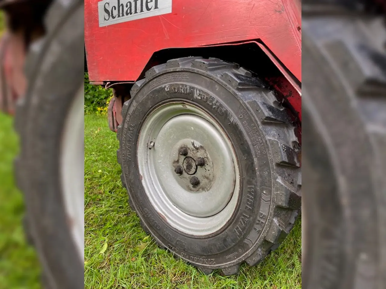 Billede 3 - Schäffer 217 MINILÆSSER MOMSFRI. MED KLO OG SKOVL