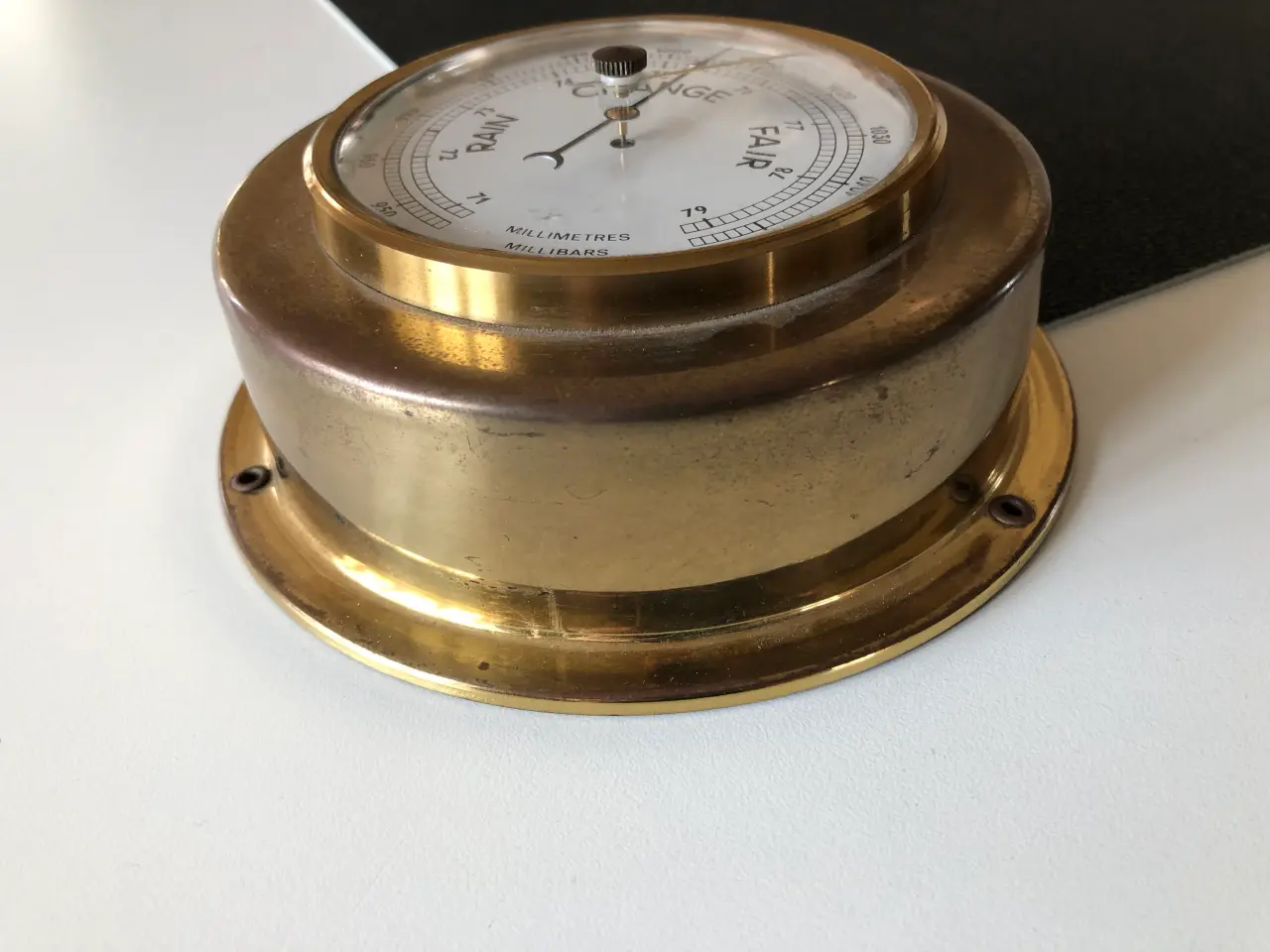 Billede 3 - Flot skibsbarometer i messing med masser af patina