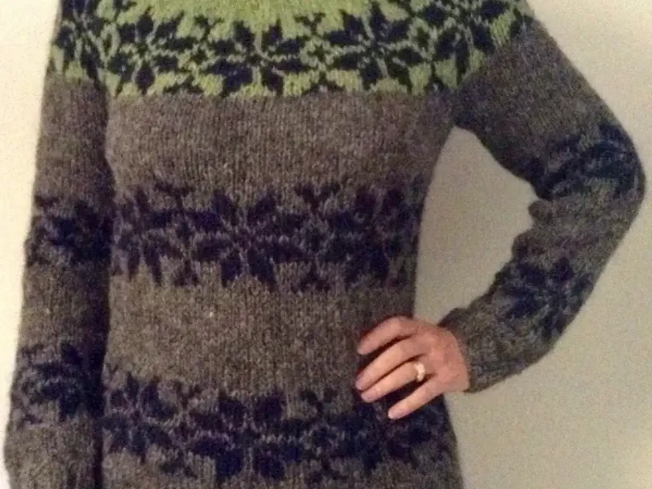 Billede 1 - Sarah Lund i ny trefarvet model. Str. S / 36