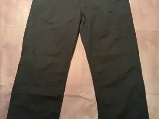 Carharrt jeans sælges