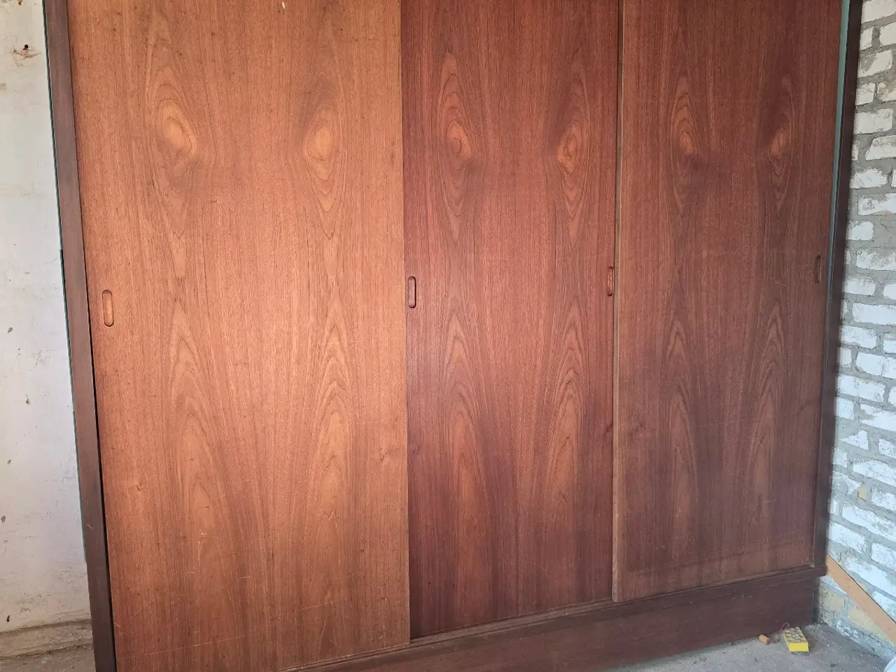 Billede 2 - Teak træ skab 180*170*60