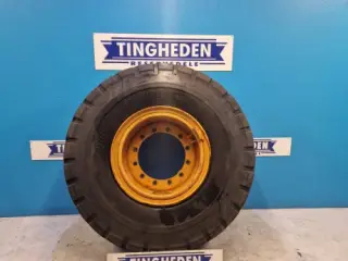 25" 20.5R25