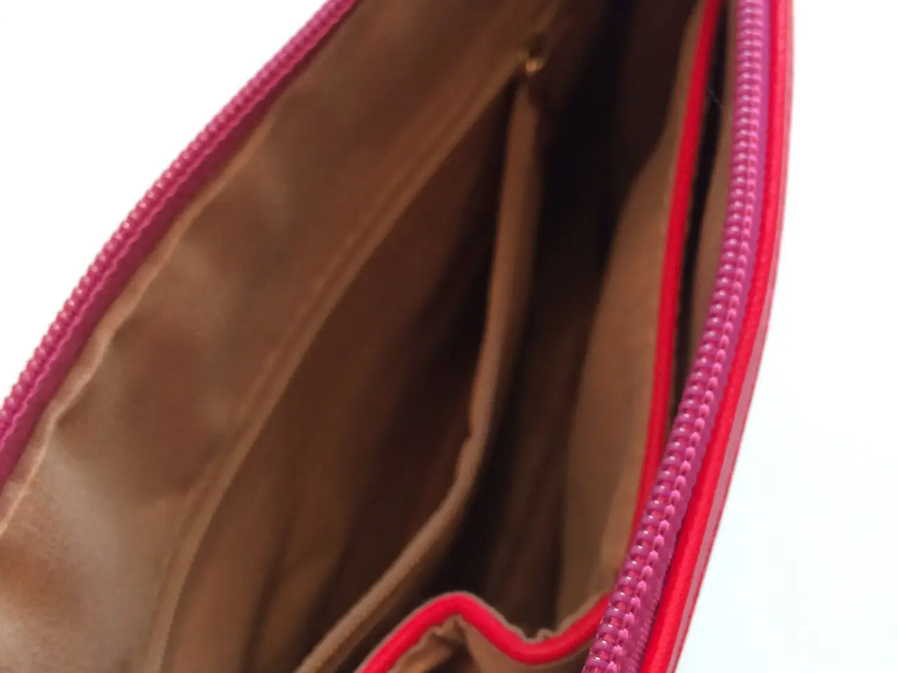 Billede 4 - Clutch, pink rød taske, stribet håndtaske