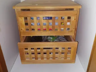 1 STK Sengebord