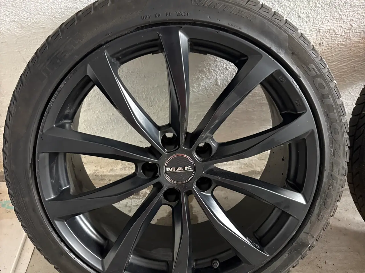Billede 2 - 19” Tesla model 3 vinterhjul
