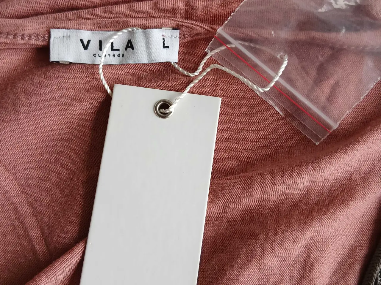 Billede 8 - Bluse. Vila. Large/40