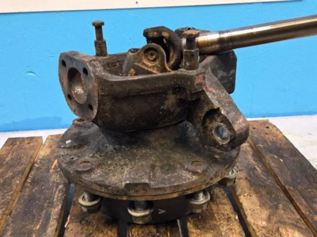 Billede 5 - New Holland LB115B Hjulnav L. 85821289