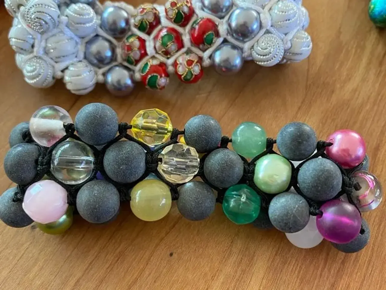 Billede 2 - Nye knyttede armbånd
