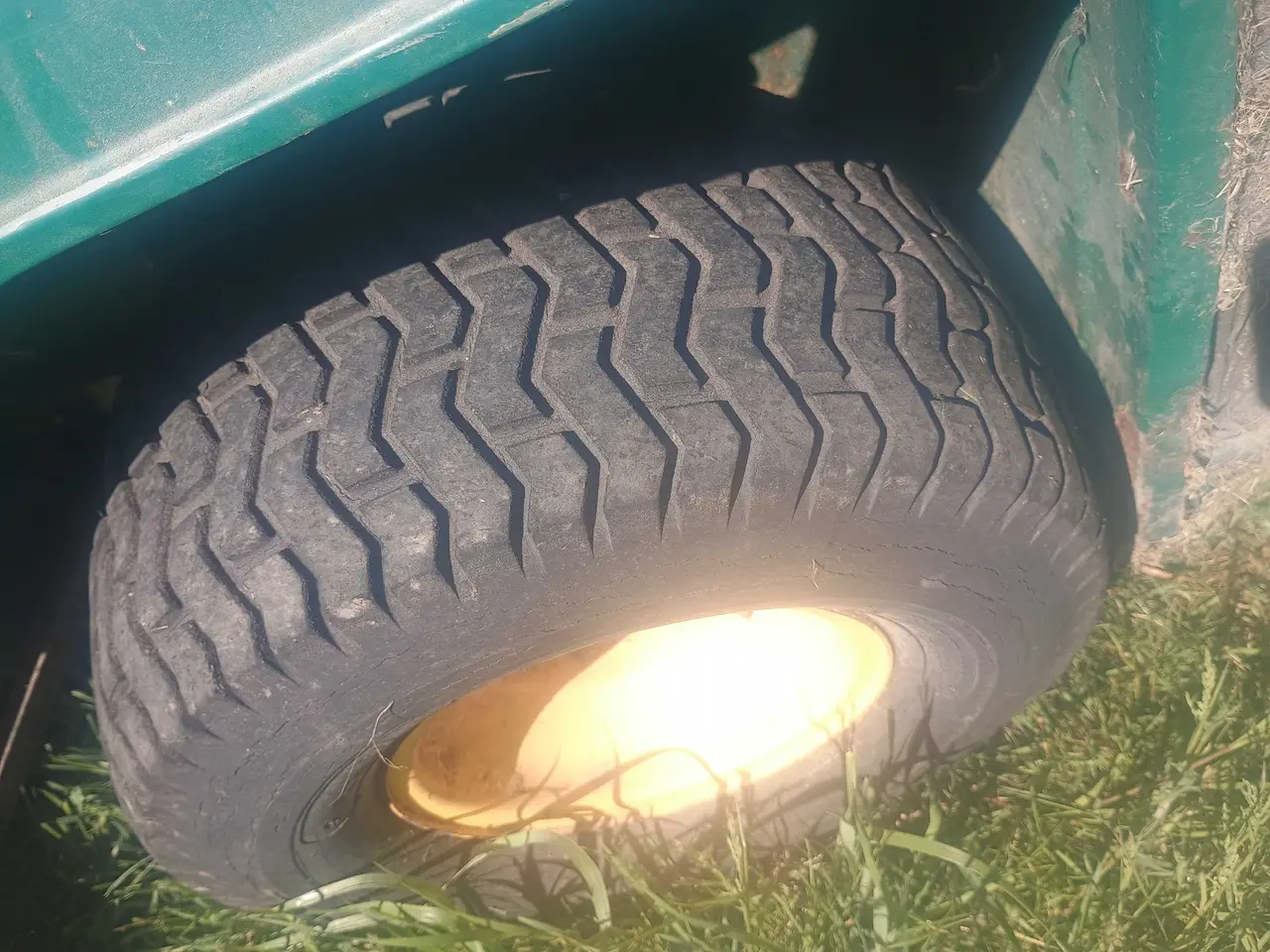 Billede 8 - Mtd yardman 2.cyl m. Hydrostat og opsamler