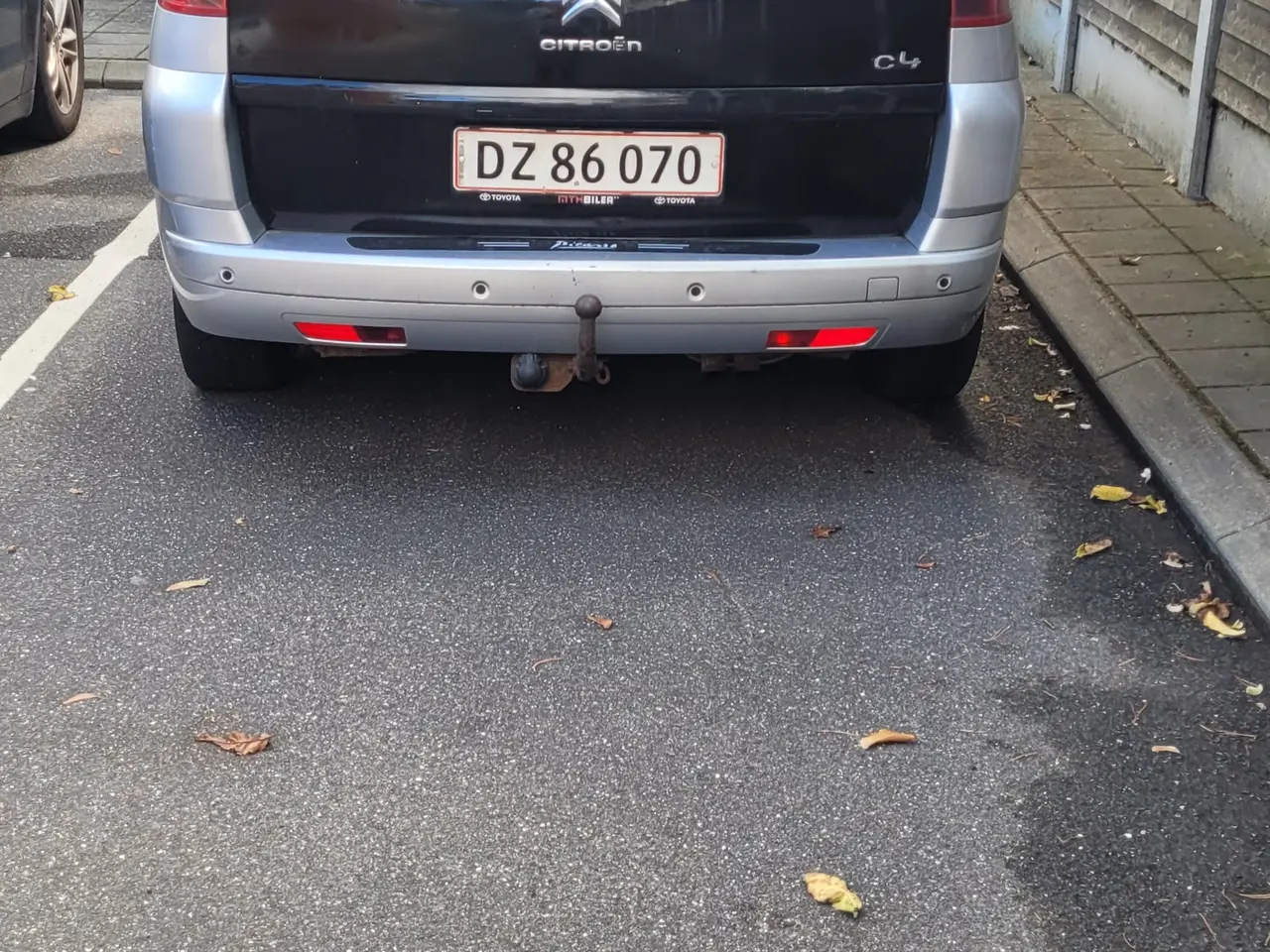 Billede 4 - Skøn familiebil
