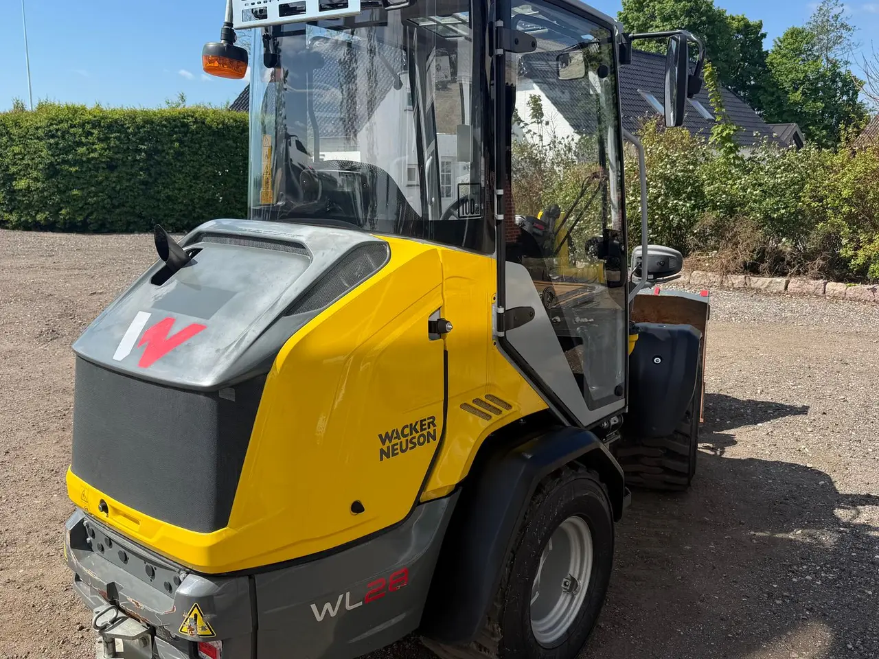Billede 4 - Wacker Neuson WL28 LUKKET HUS, SKOVL OG GAFLER , HYDRAULISK SKIFT