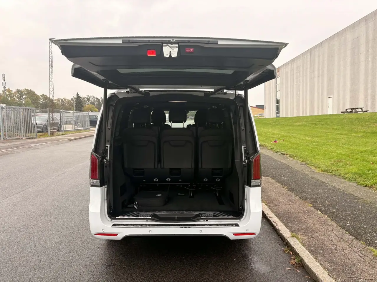 Billede 4 - Mercedes EQV300 Avantgarde L