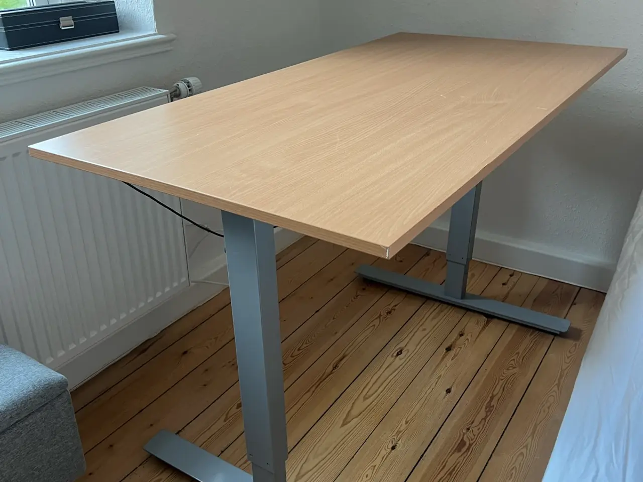 Billede 1 - Elektrisk Hæve-sænkebord