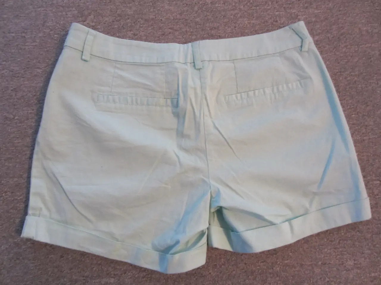 Billede 4 - Fine lys blå Shorts i str. M fra Vila