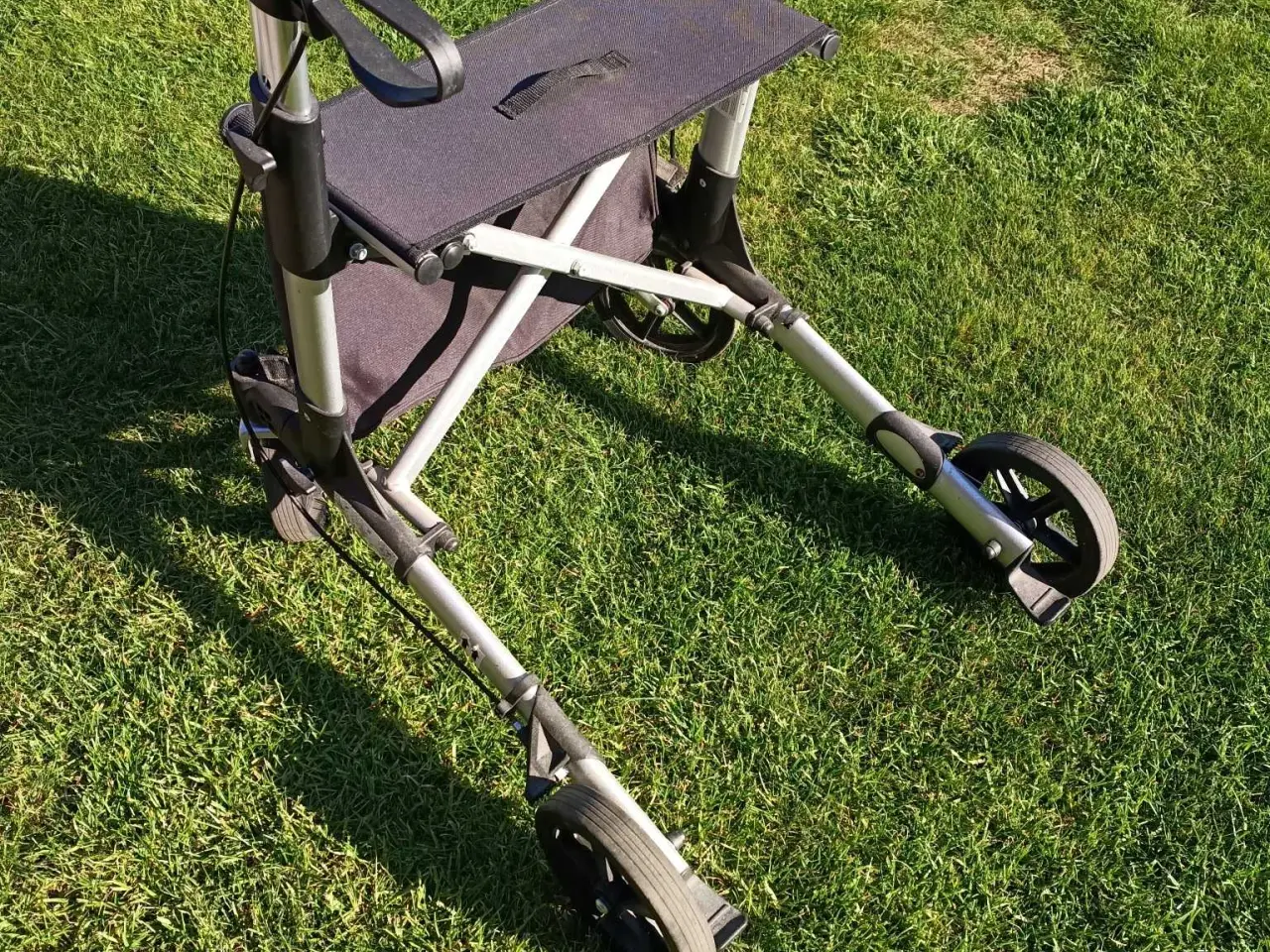 Billede 3 - Rollator