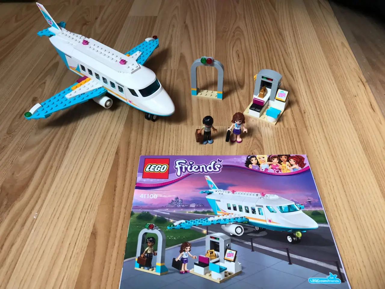 Billede 1 - 41100 Heartlake privatfly