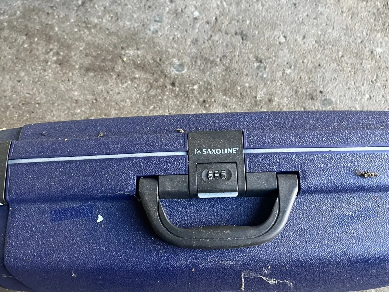 Billede 2 - Plast kuffert med kode