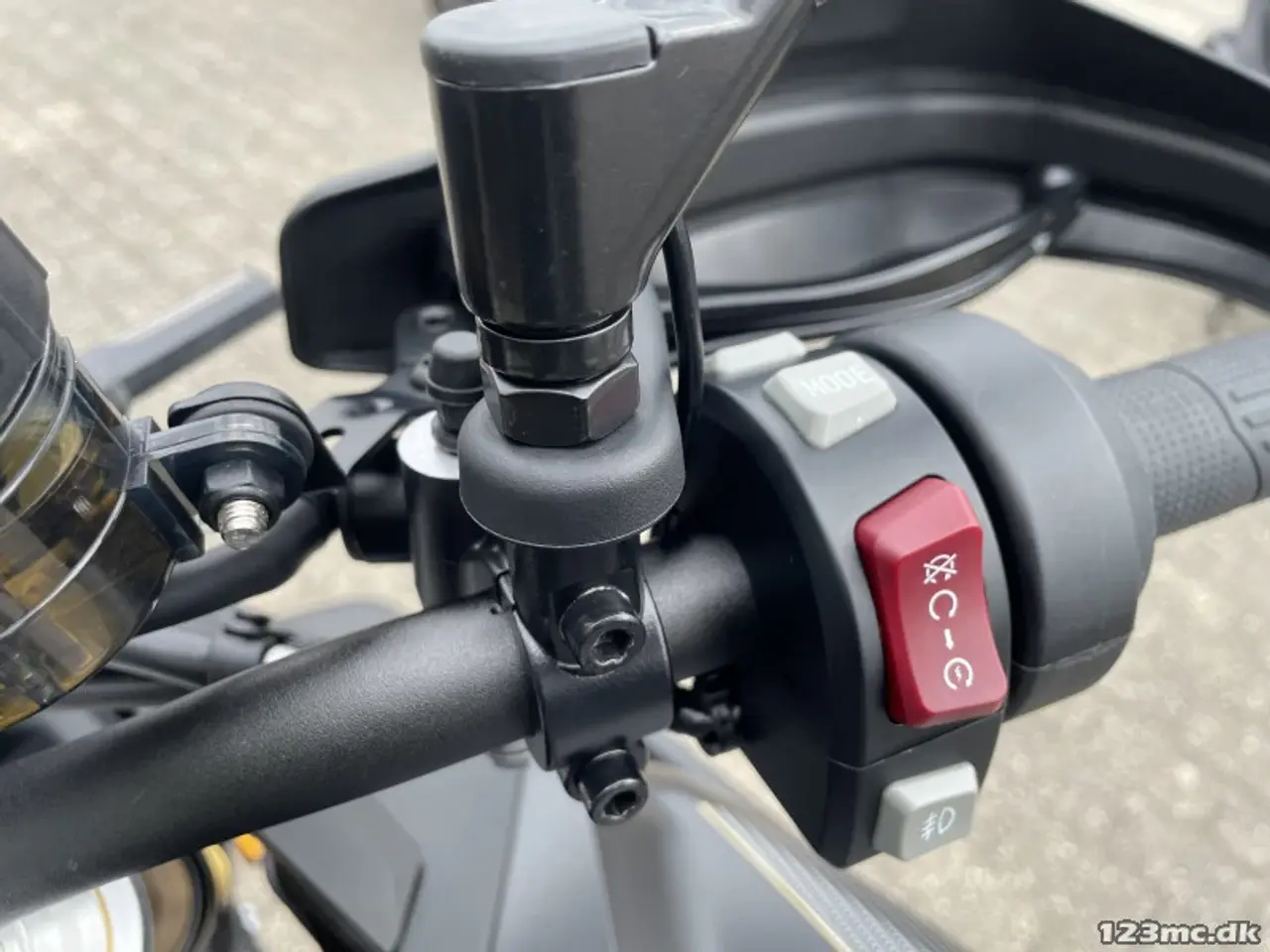Billede 13 - Voge DS 900 X