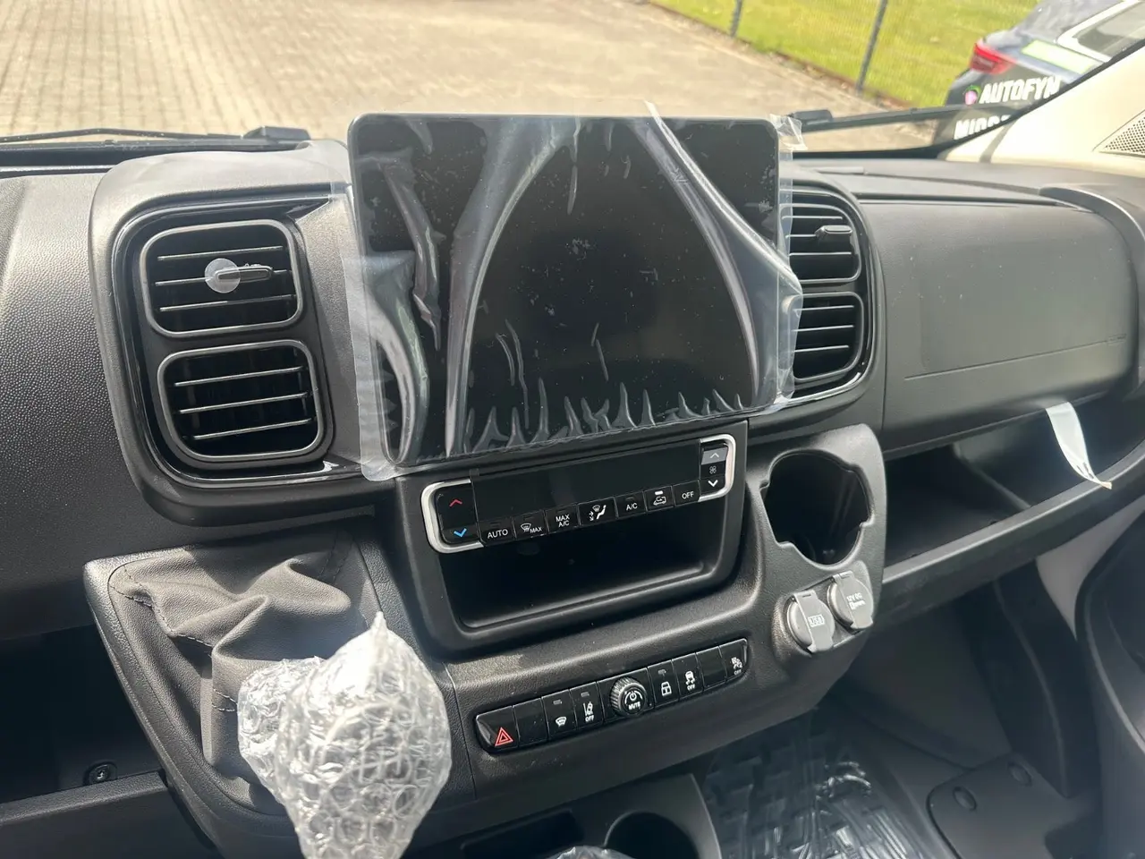 Billede 14 - Peugeot Boxer 335 2,2 BlueHDi 140 L3 Premium