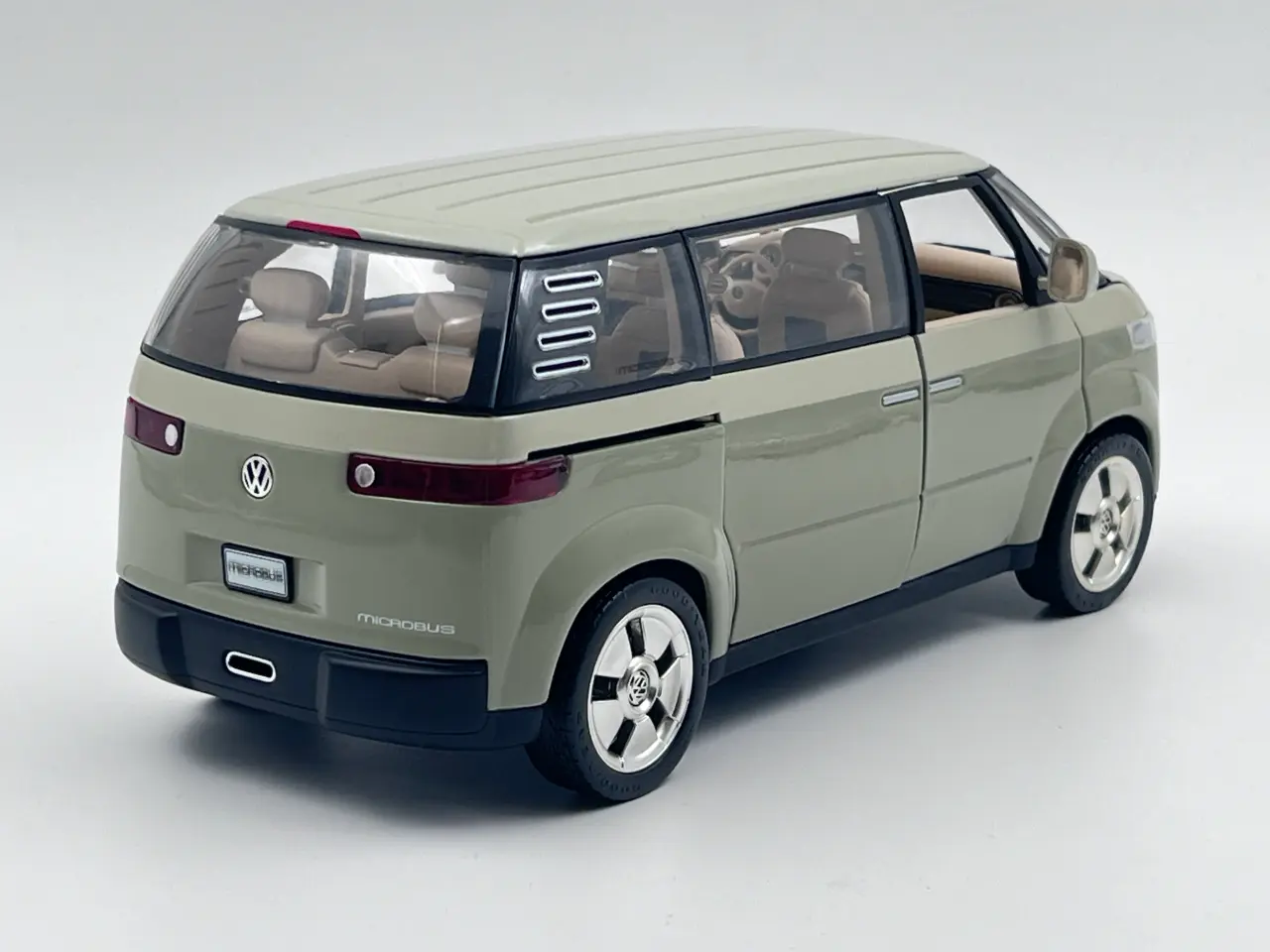 Billede 5 - 2001 VW Microbus Concept / ID. Buzz 1:18  