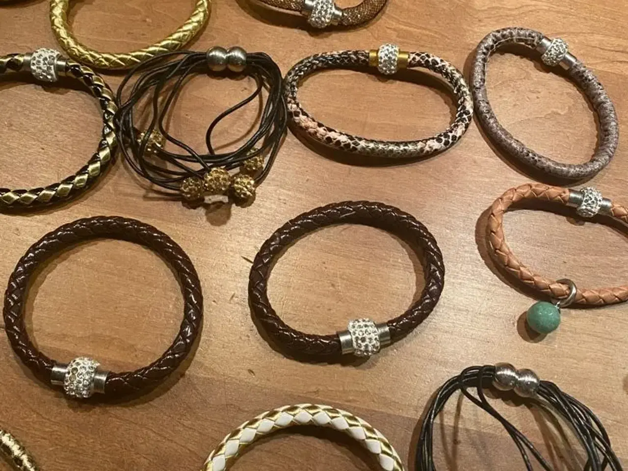Billede 3 - Flotte armbånd