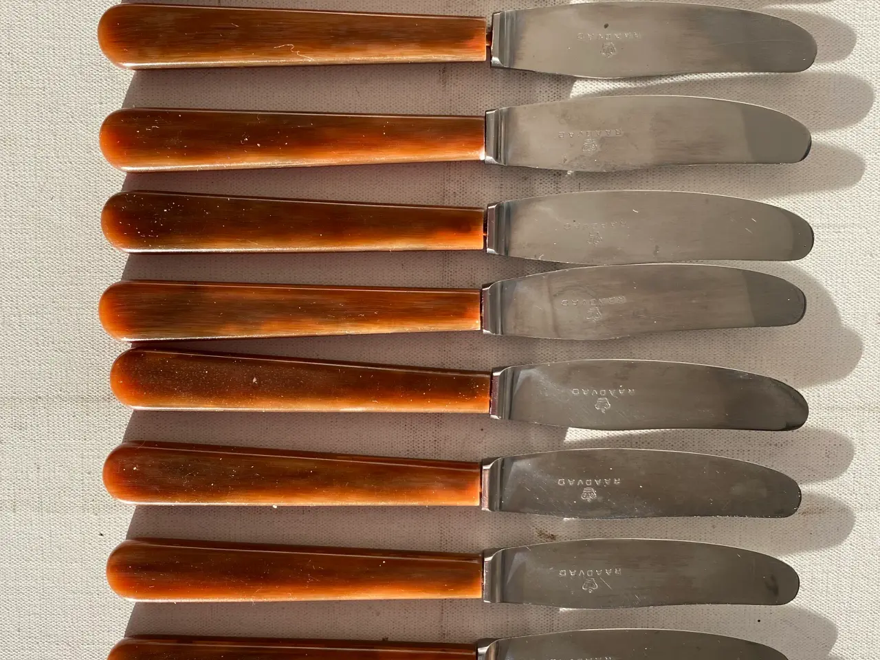 Billede 2 - 12 stk ældre Raadvad smørre/frokostknive
