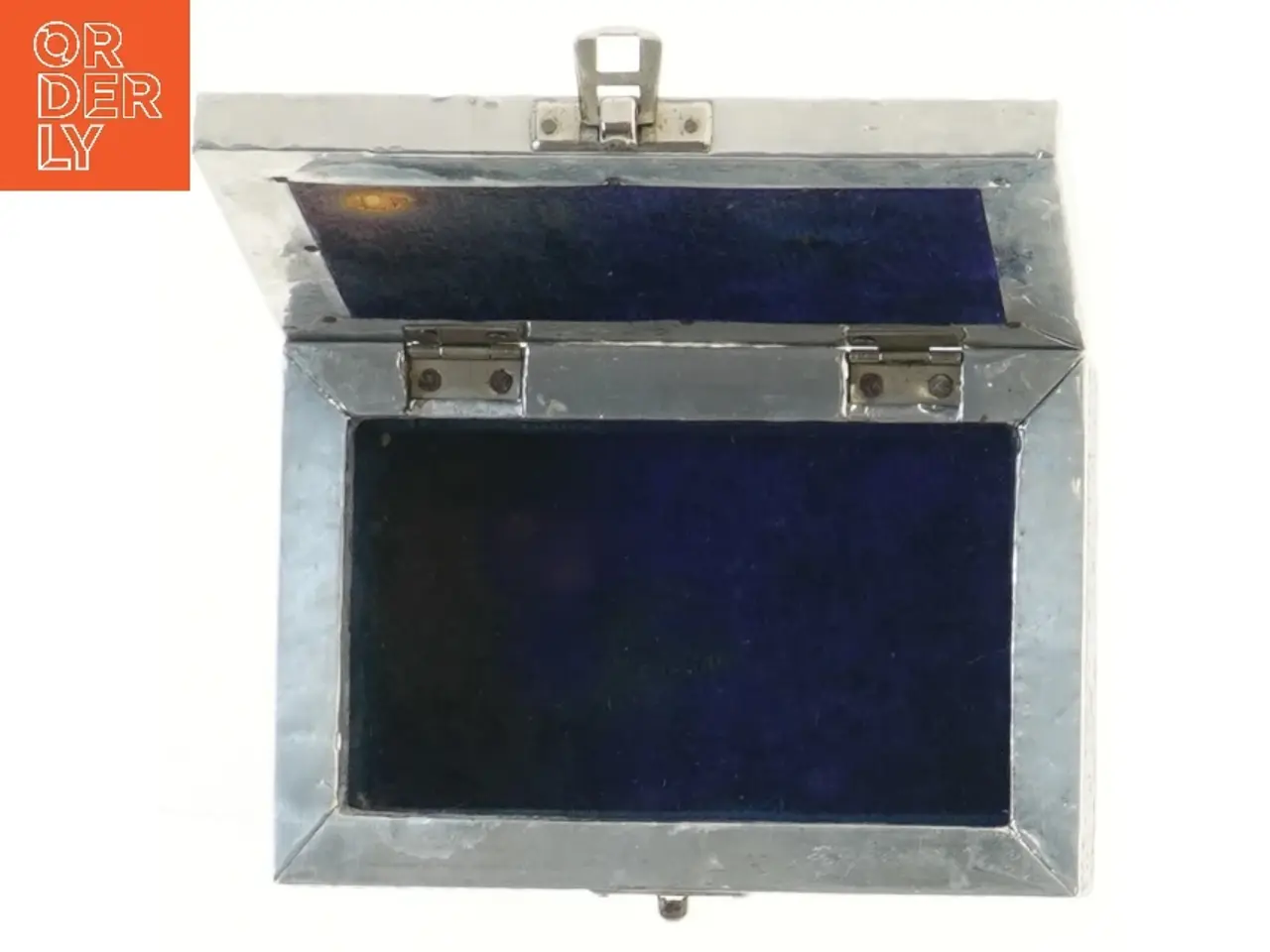 Billede 4 - Hammer slået indsisk metalkasse (str. 15x10x7 cm)