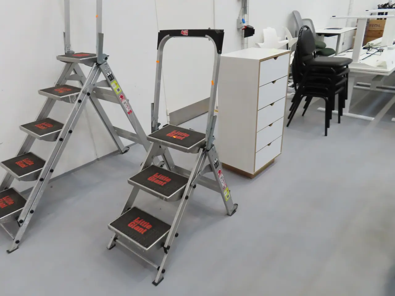 Billede 1 - Trappestige JUMBO Giant Step Ladder 3 steps