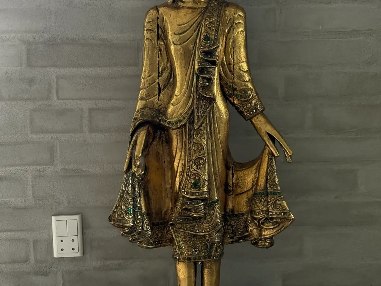 Billede 1 - Stor 102 cm Buddha i massivt træ.
