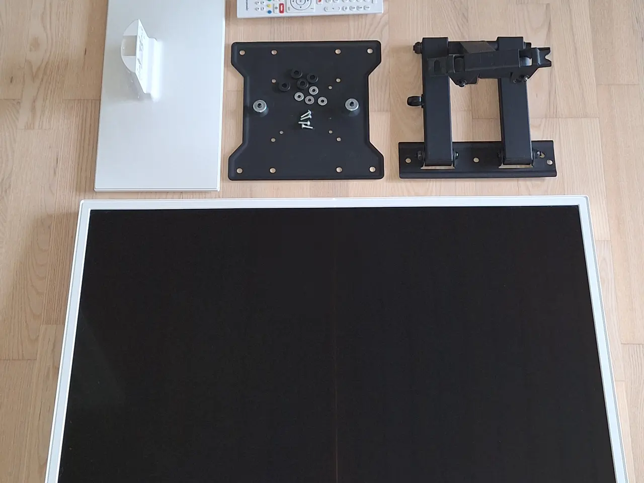 Billede 1 - 32" Prosonic. Hvid fladskærms tv