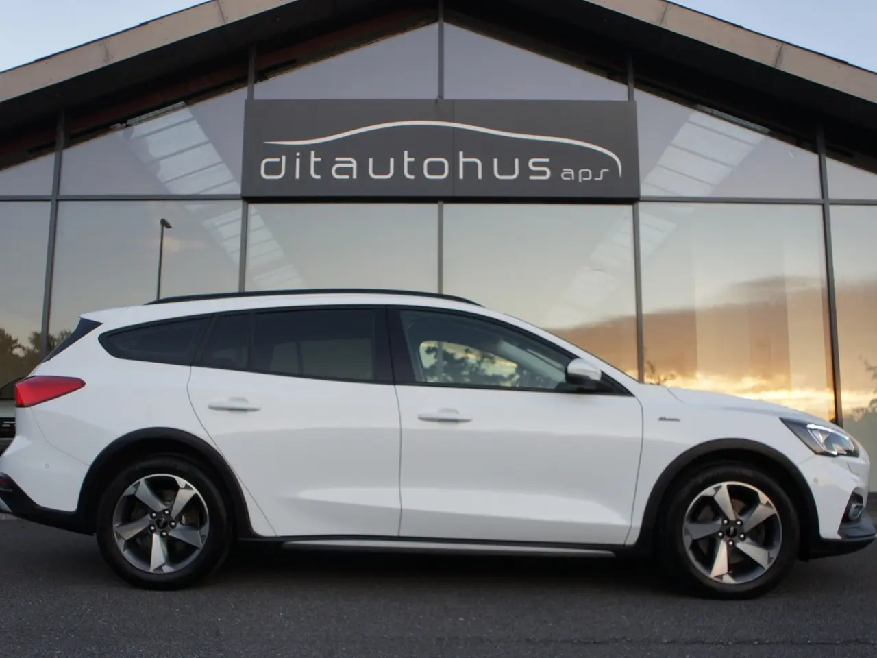 Billede 5 - Ford Focus 1,0 EcoBoost Active Business stc.