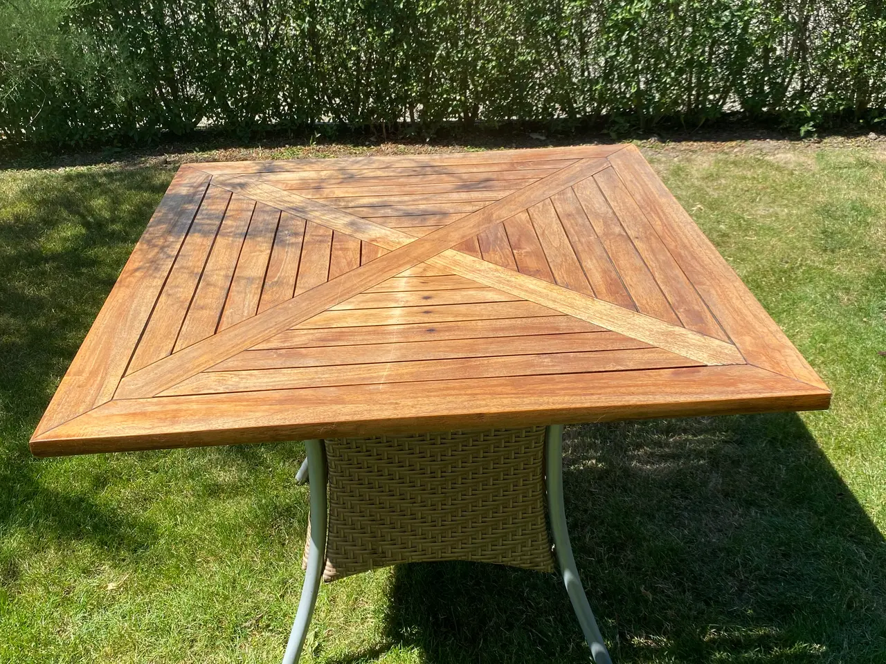 Billede 1 - Havebord firkantet