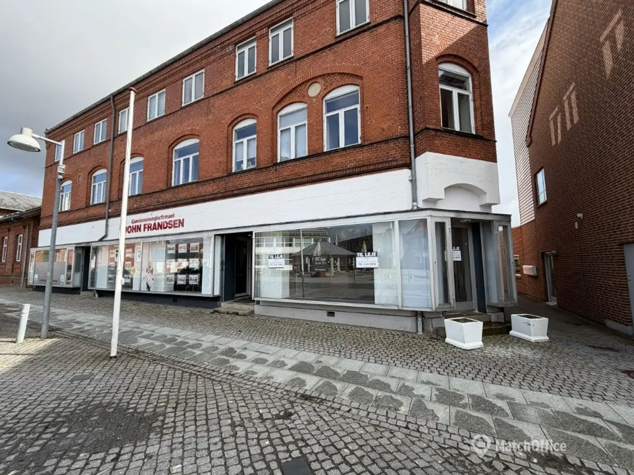 Billede 1 - Butiks- / kliniklokale på Torvet i Bjerringbro - i alt ca. 88 kvm