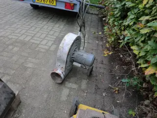 udsuger/blæser