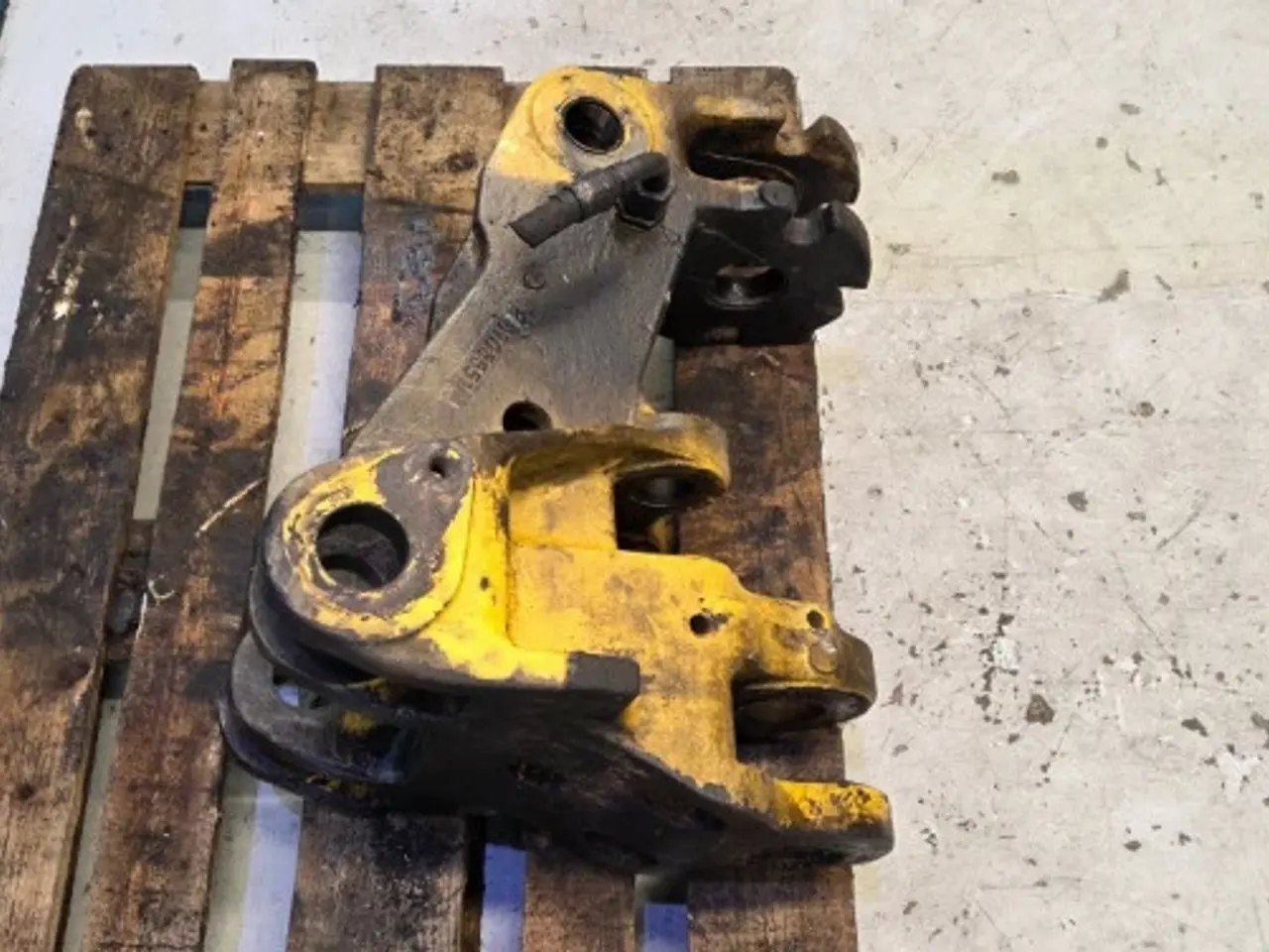 Billede 5 - New Holland LB110 Beslag 85803623
