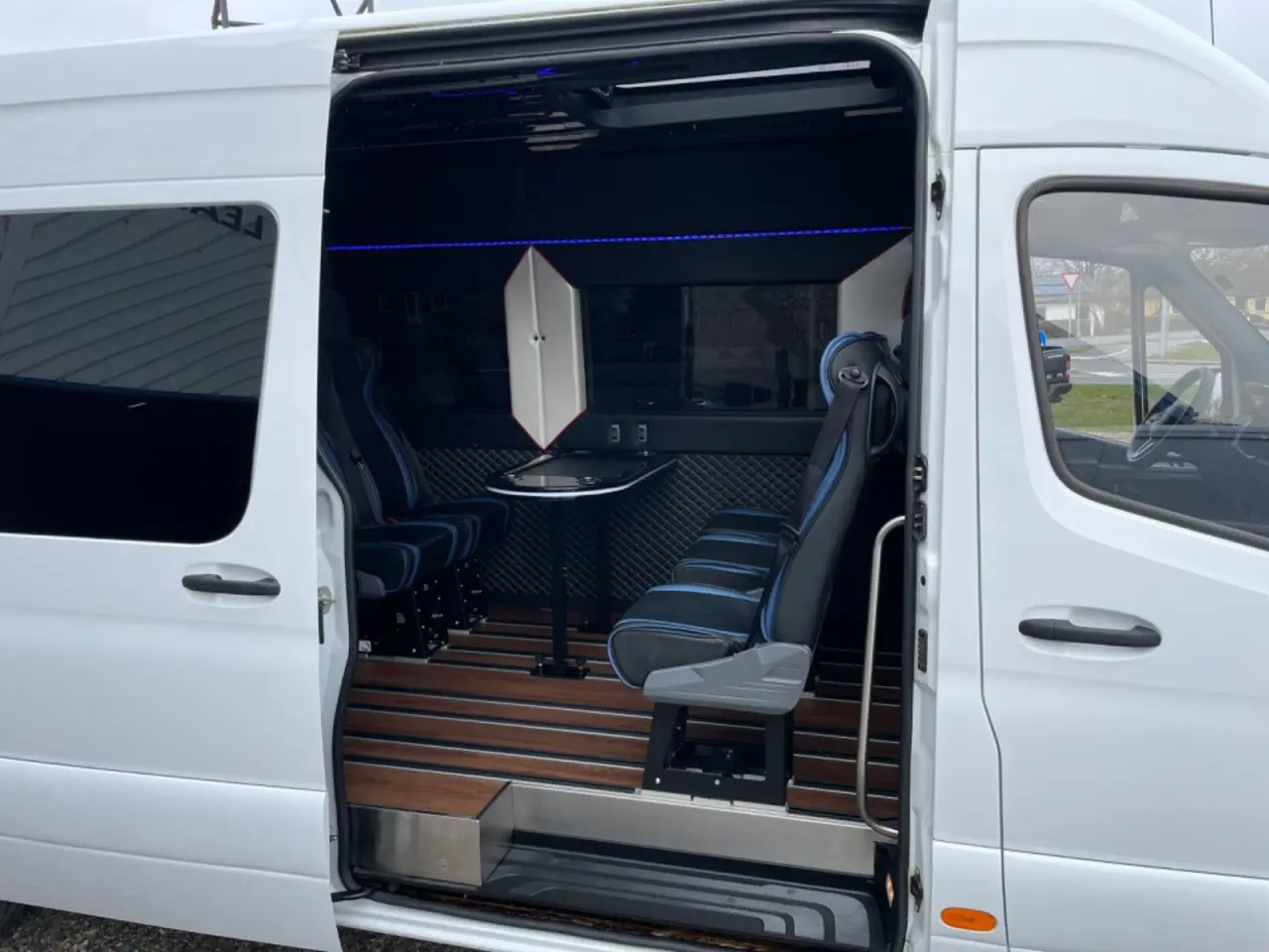 Billede 8 - Mercedes Sprinter 319 3,0 CDi R3 Kombi