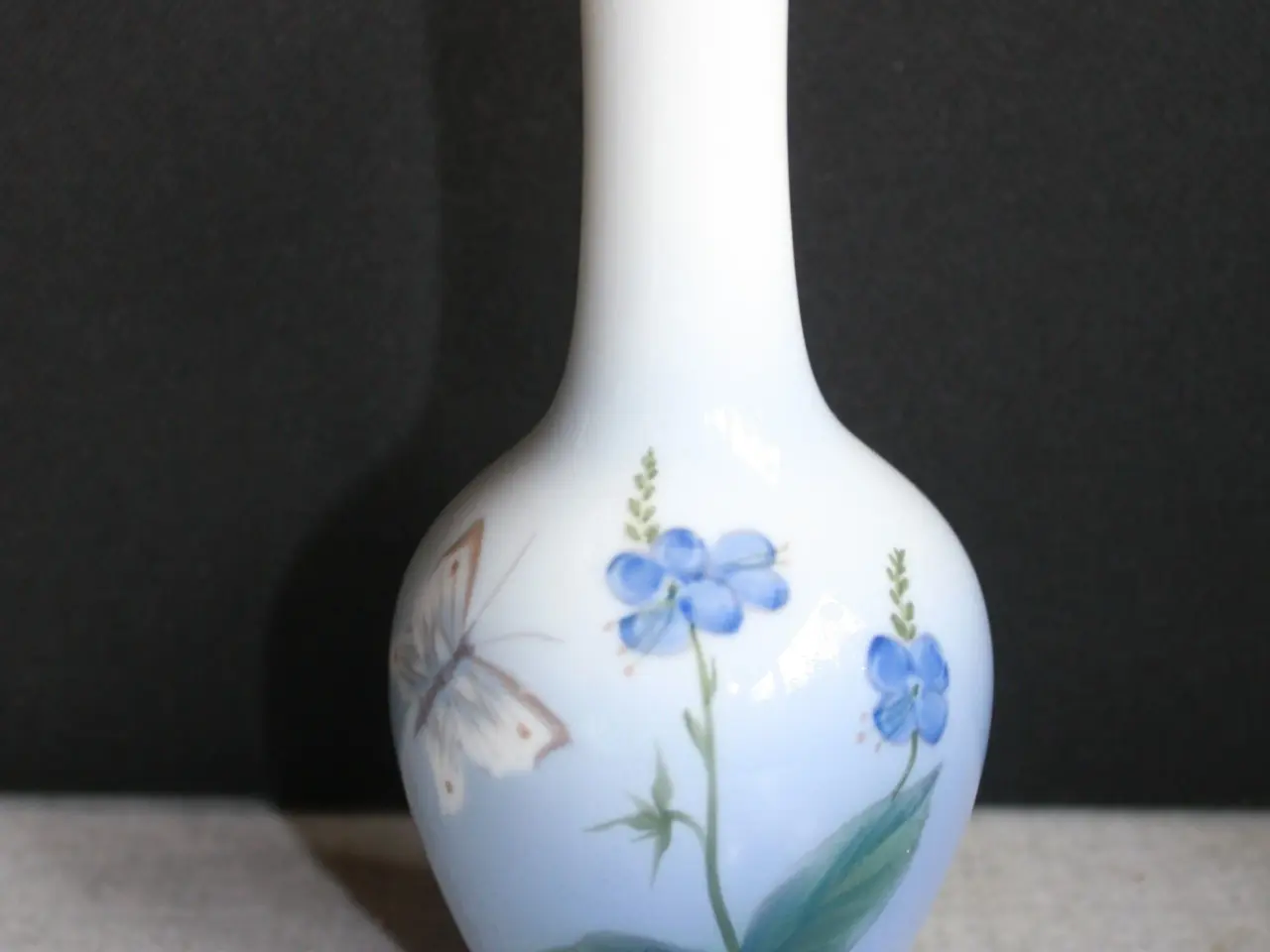Billede 8 - Vase m. sommerfugl og blomster fra RC