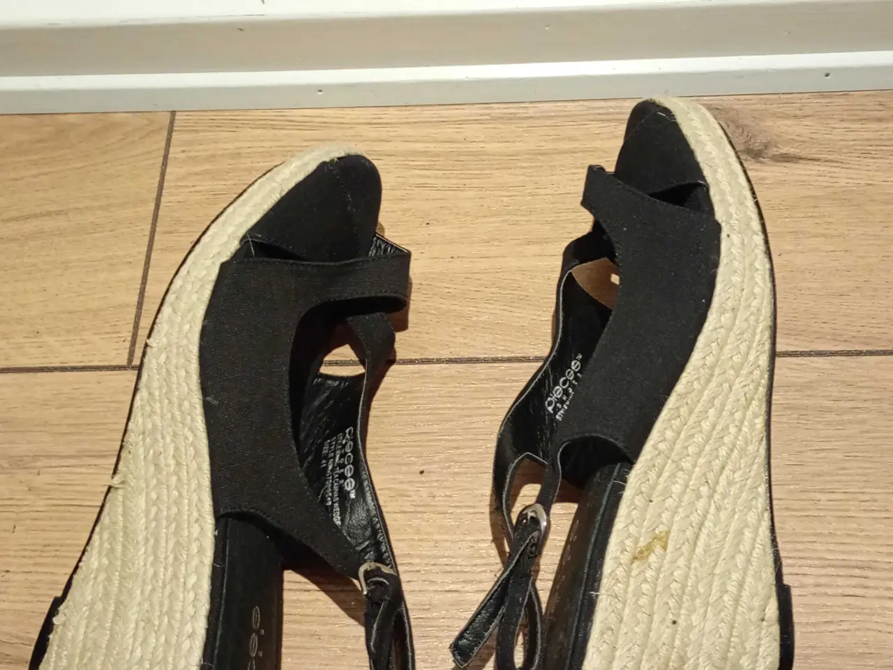 Billede 3 - Fine damesandaler, PIECES SHOES, str. 41.