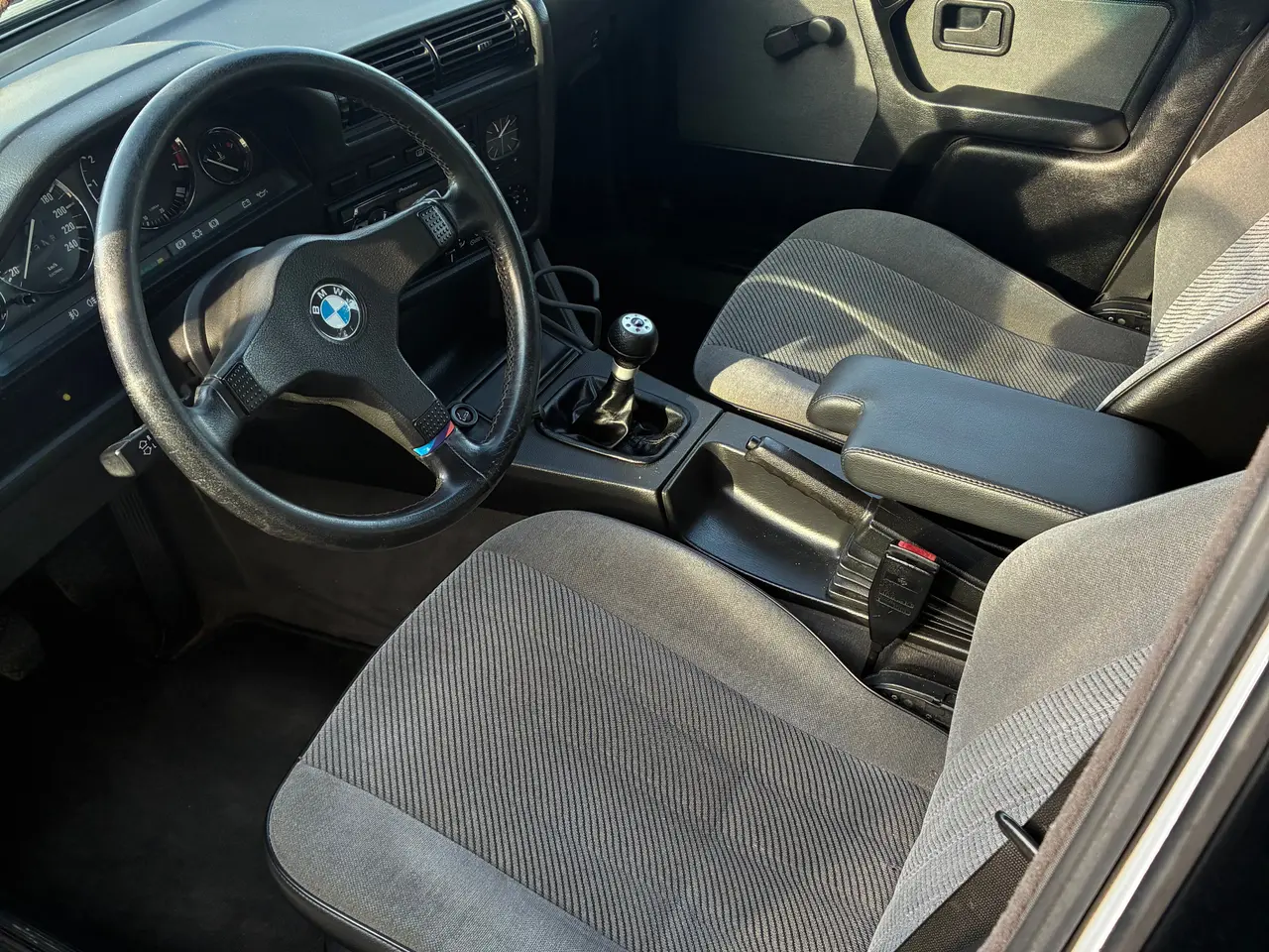 Billede 5 - E30 320i M