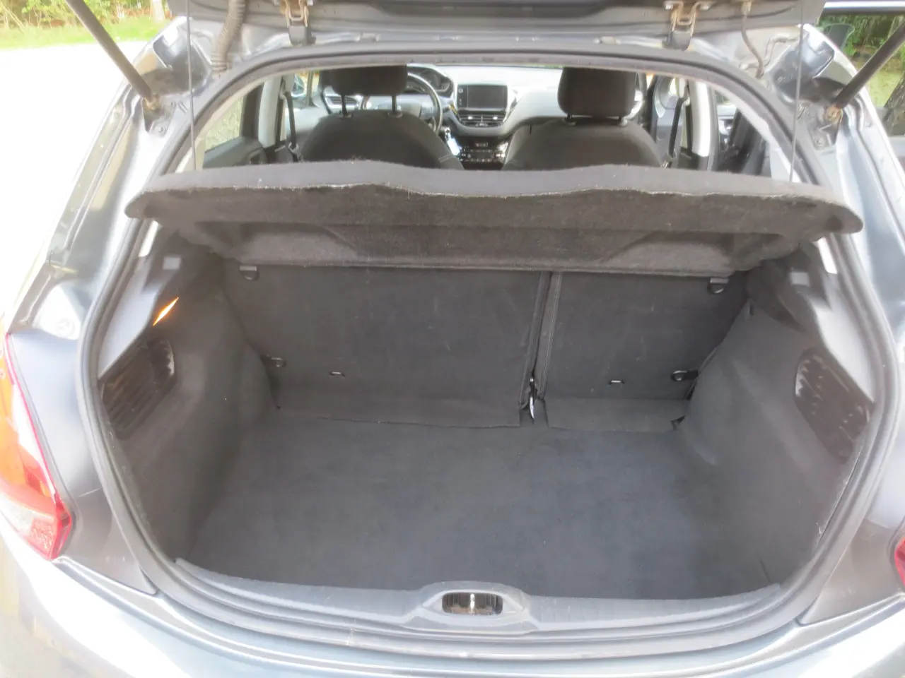 Billede 13 - Peugeot 208 1.6 BLUE HDi År 17. Synet 12/25.