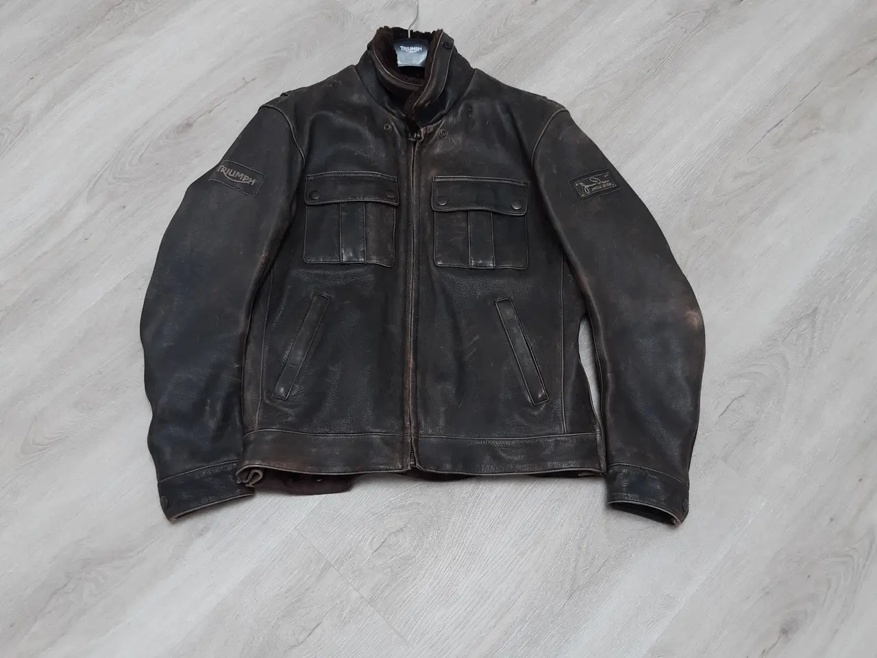 Billede 1 - Flot Triumph Jakke