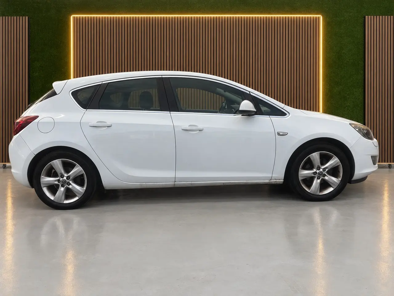 Billede 8 - Opel Astra 1,3 CDTI DPF Enjoy 95HK 5d