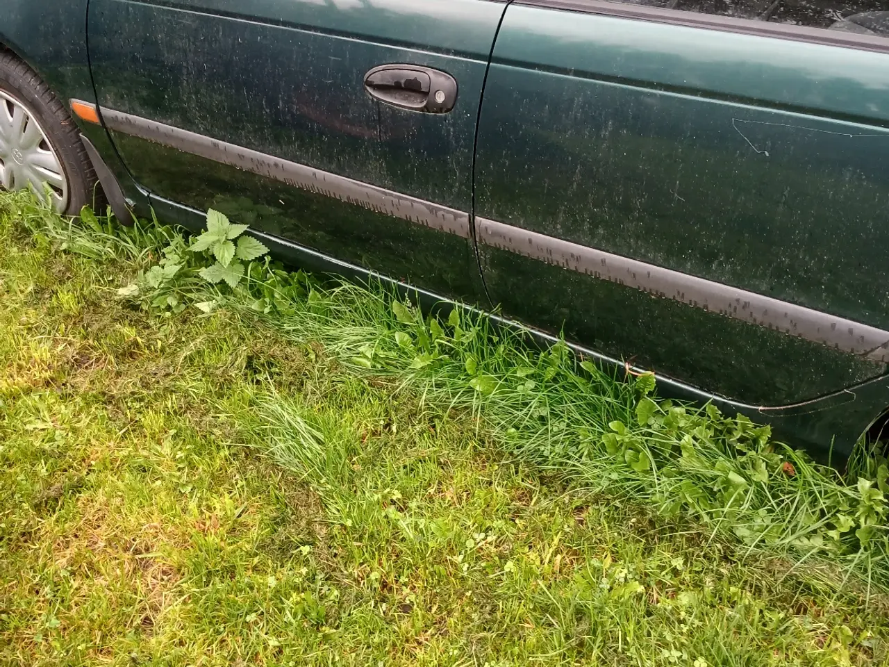 Billede 4 - Toyota Avensis 1,6. Årg 1999