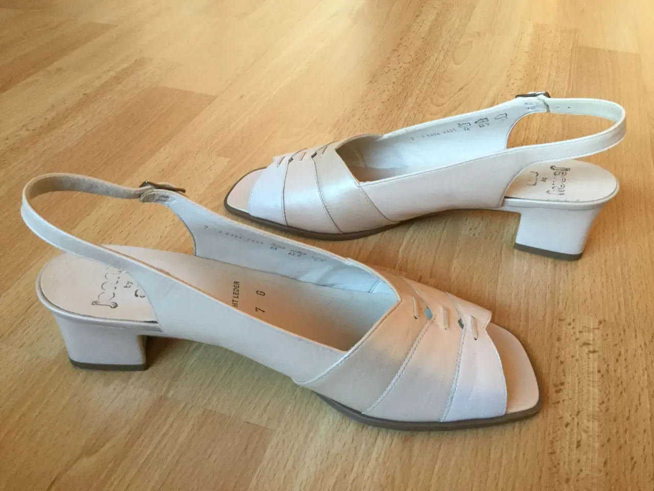 Billede 6 - Sandaler - Nye. Jenny by ara i str. 7 / 41
