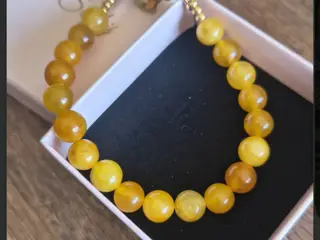 Flot armbånd med jade perler