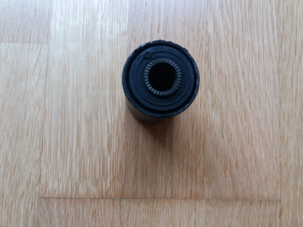 Billede 2 - Bøsning bagfjeder  Toyota Liteace  mf.