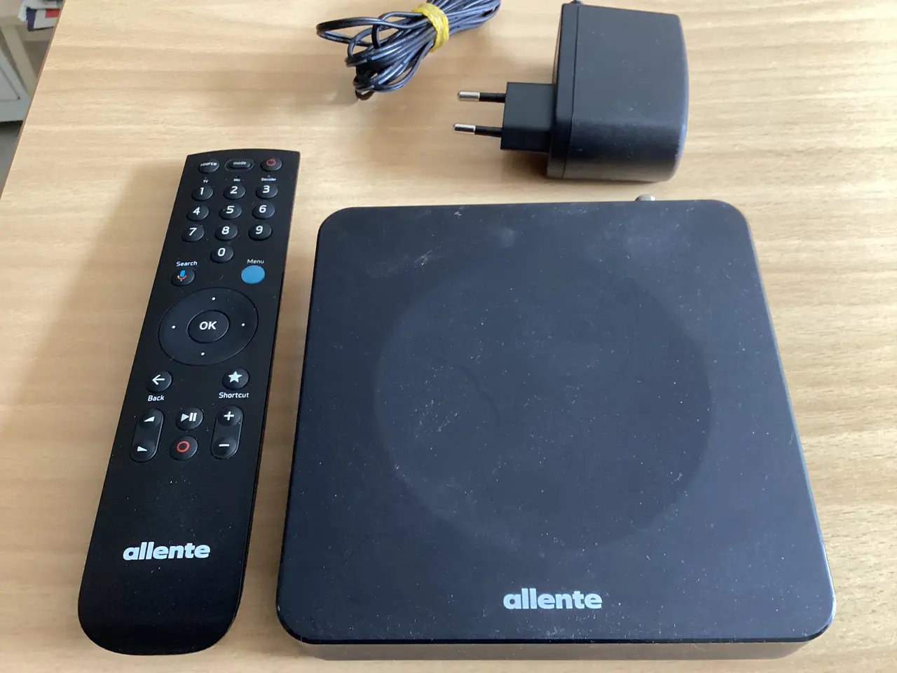 Billede 2 - Allente TV boks og fjernbetjening