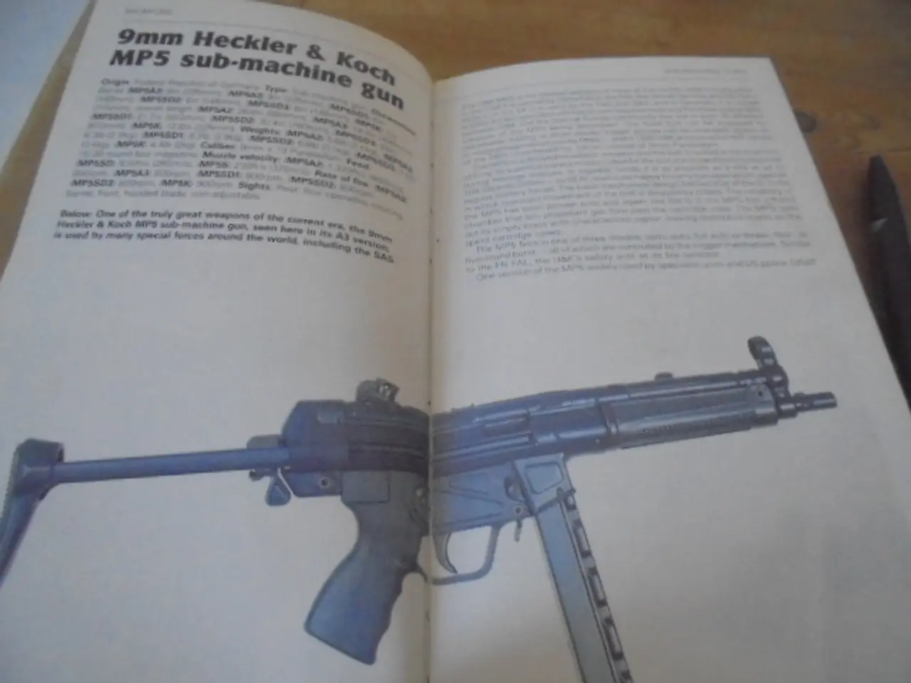 Billede 8 - Weapons of the Elite forces – engelsksproget
